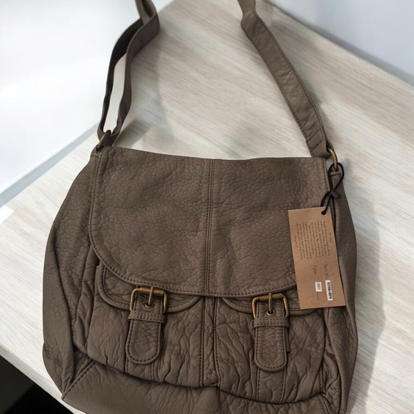 SOLDxxxxxxxxxxxx - Picture 1 of 4